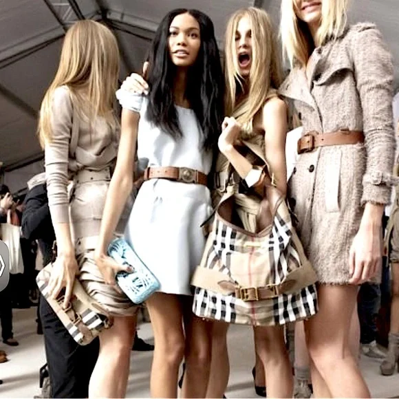 Authentic Burberry  House Check Canvas & Leather Details - Picture 14 of 15